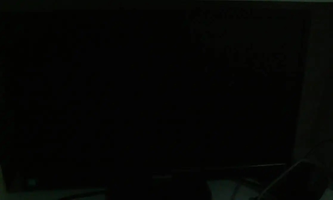 Hur löser jag den svarta skärmen i Touch Allt-i-ett?