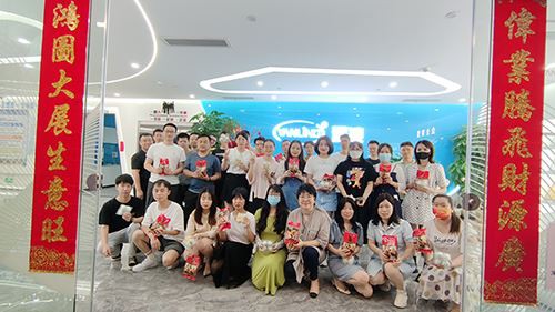 Jag kommer att fira en glad drakbåtsfestival!