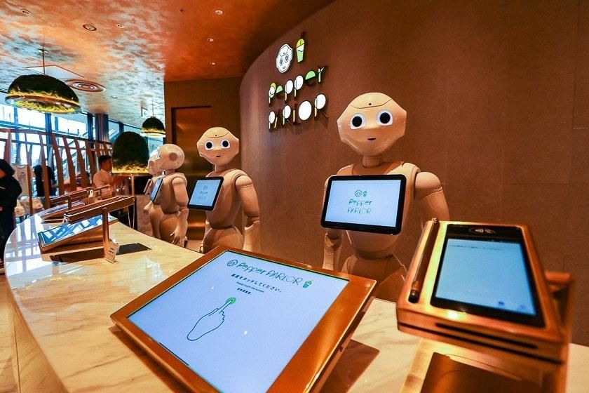 Tillämpning av minidator i AI inom cateringbranschen